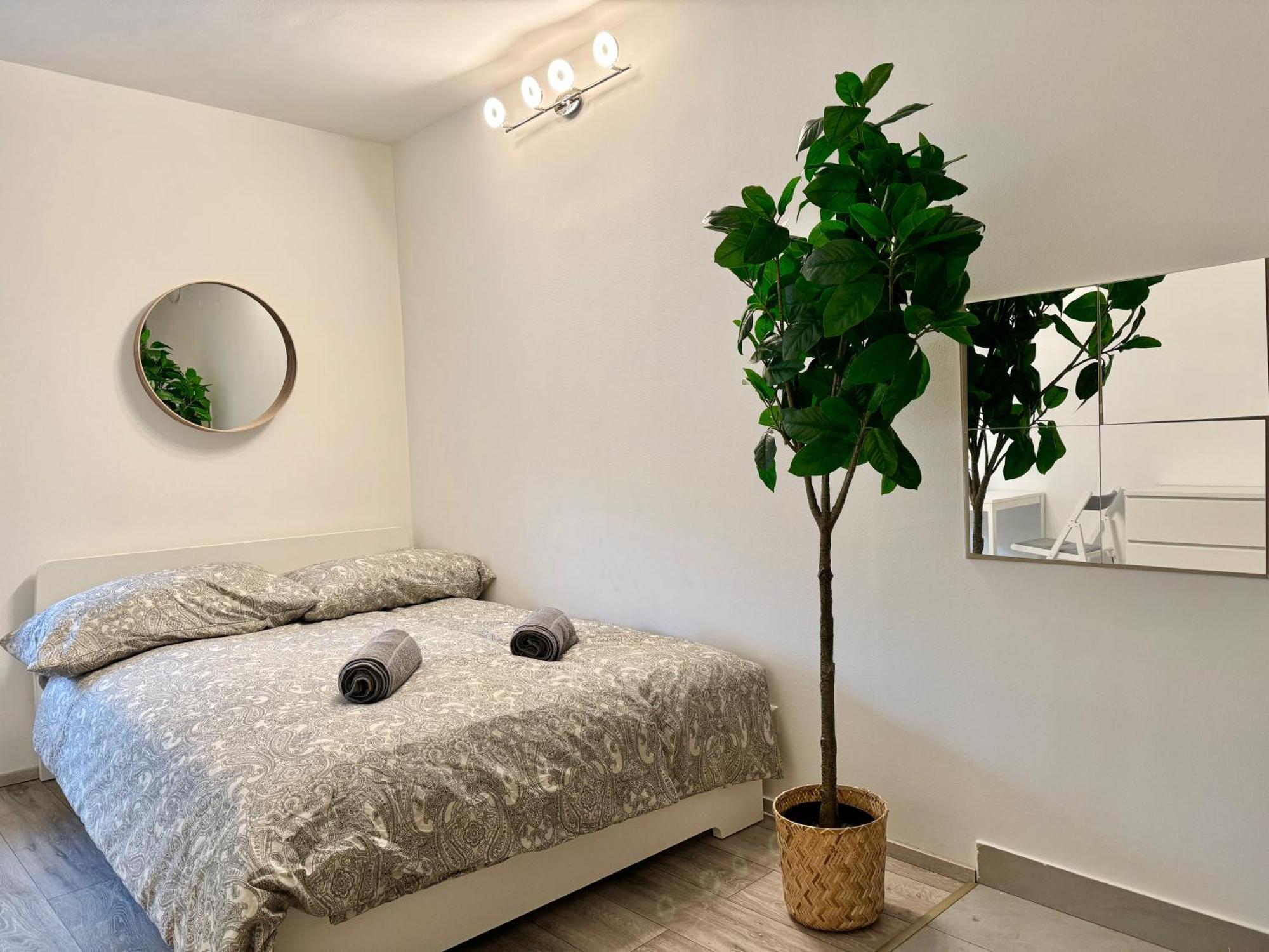 Stylish Schonbrunn Apartments With Free Parking 维也纳 外观 照片