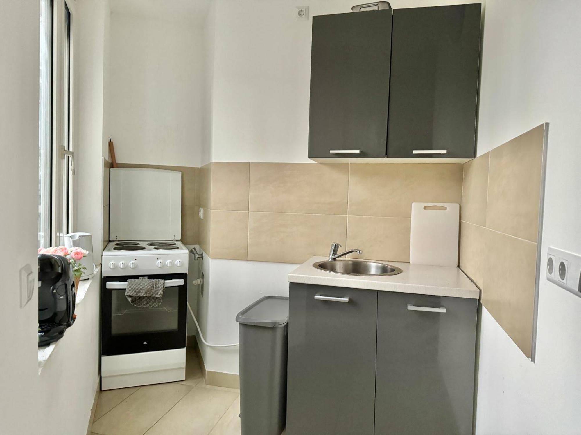 Stylish Schonbrunn Apartments With Free Parking 维也纳 外观 照片