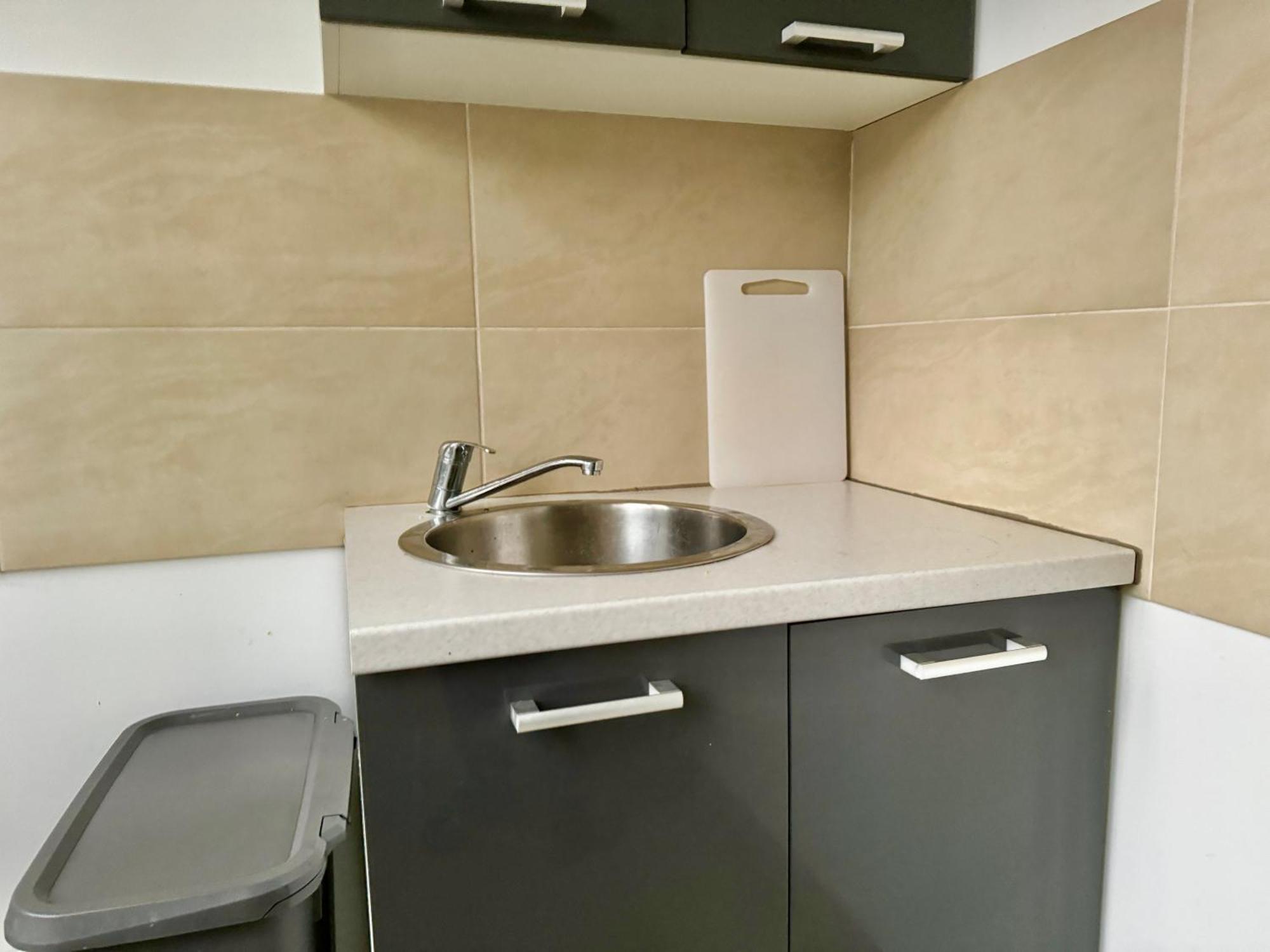 Stylish Schonbrunn Apartments With Free Parking 维也纳 外观 照片