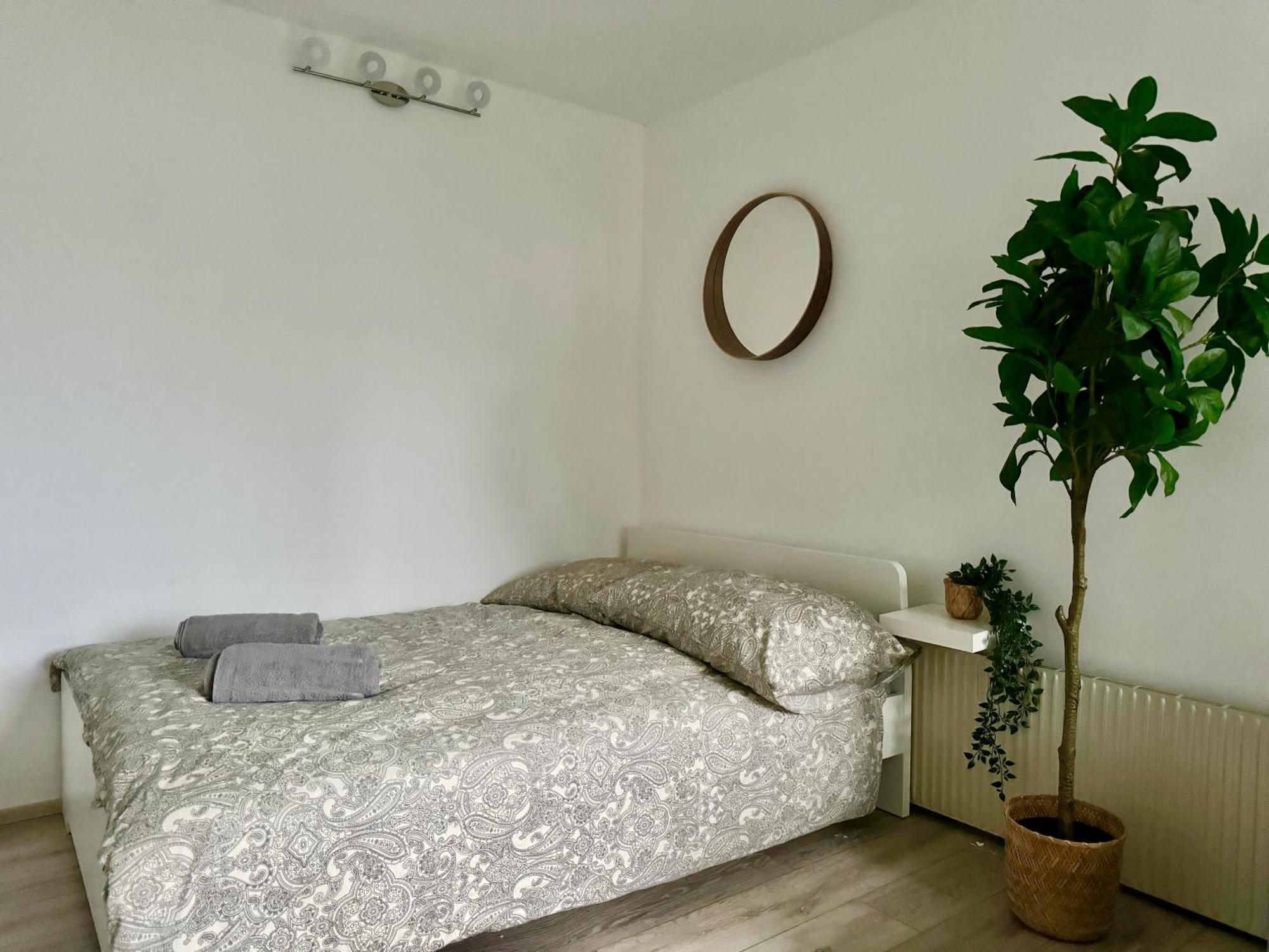 Stylish Schonbrunn Apartments With Free Parking 维也纳 外观 照片