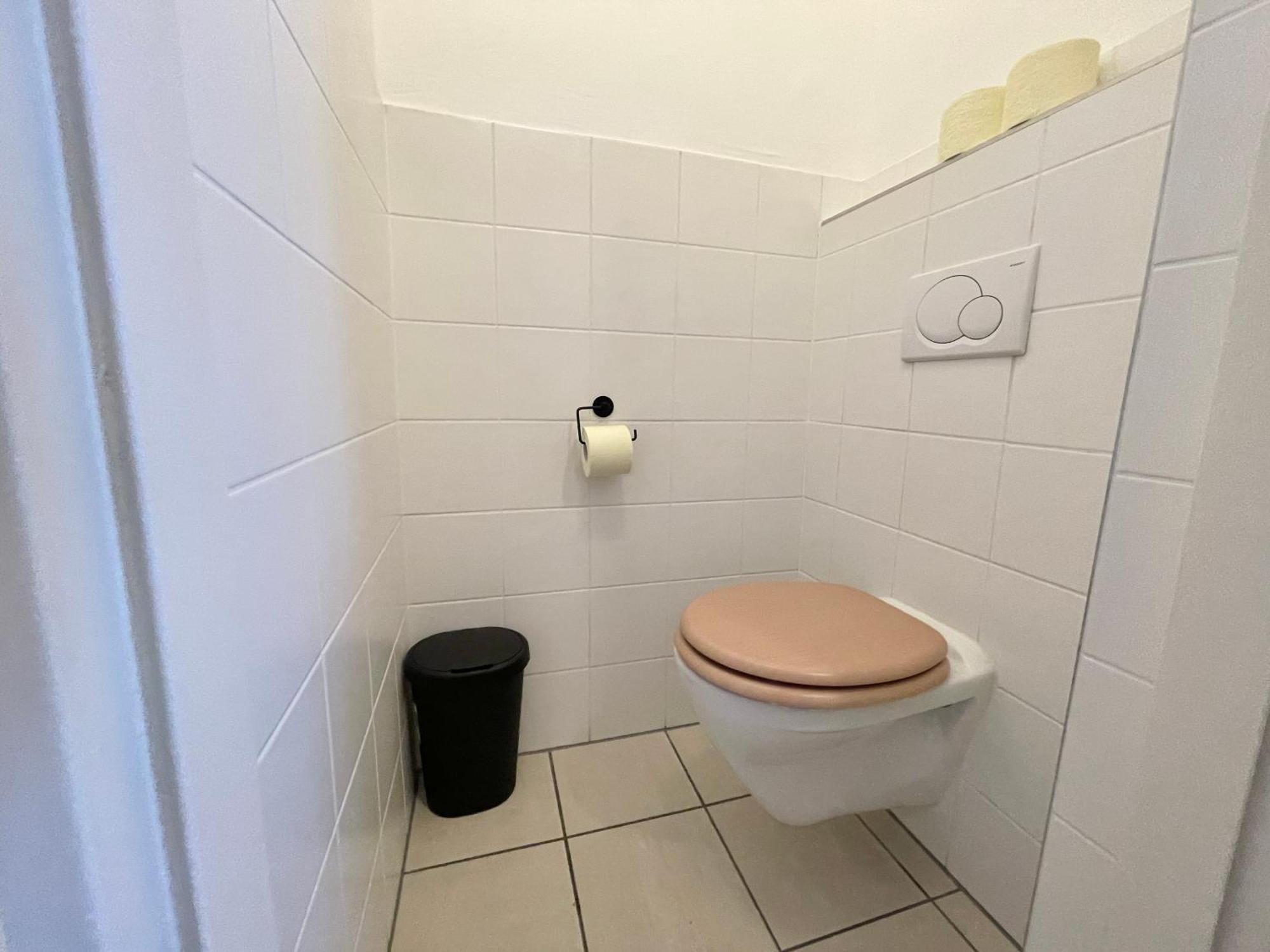 Stylish Schonbrunn Apartments With Free Parking 维也纳 外观 照片